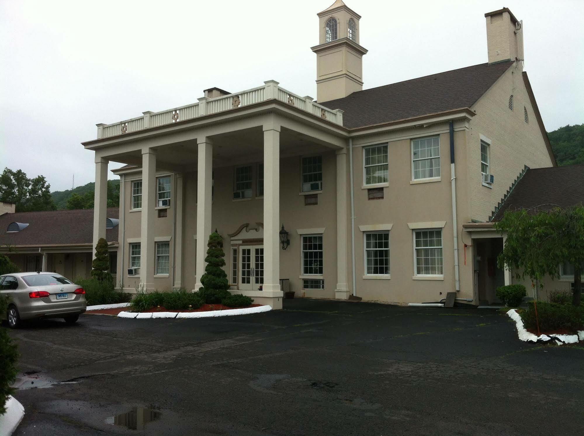 New Haven Inn Extérieur photo