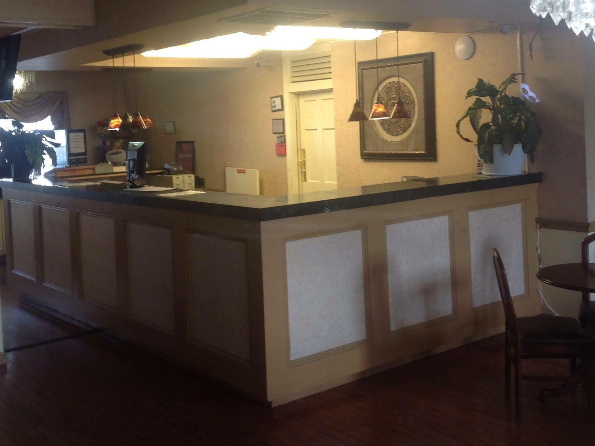 New Haven Inn Extérieur photo